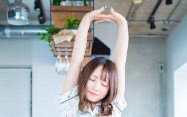 睡眠の質が劇的にアップ！運動が苦手な方もできる簡単な健康習慣